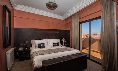 SIGNATURE SUITE DELLAROSA