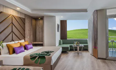 Standard Be Large Room