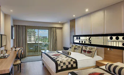 Superior Room Land Side