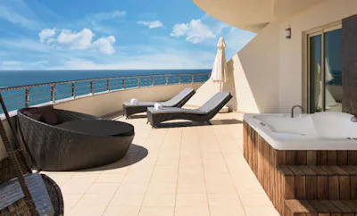 Suite Room