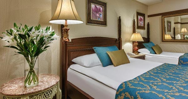 delphin-palace-hotel-antalya-standard-room_8186