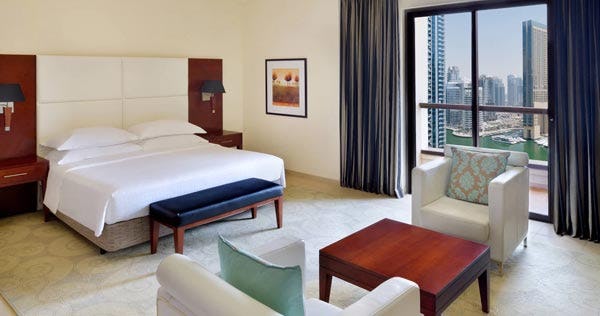 delta-hotels-jumeirah-beach-dubai-guest-room-family-room-01_3205