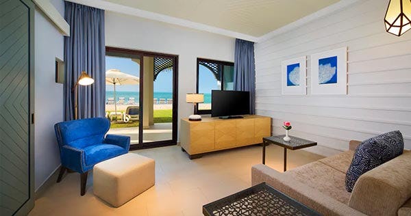 Deluxe Suite Villa With Beach Access