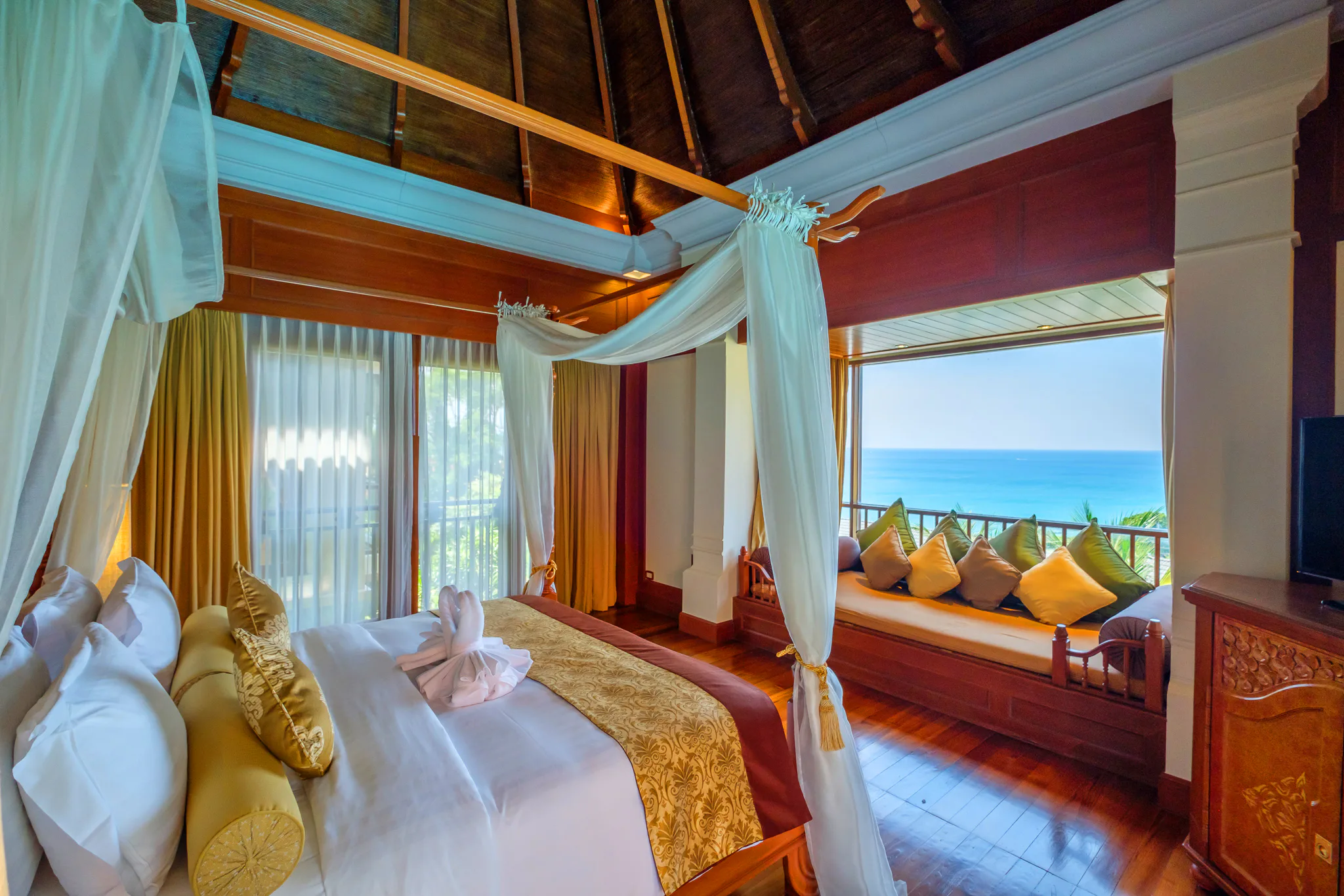 diamond-cliff-resort-and-spa-phuket-thailand-two-bedroom-pool-villa-01_7243