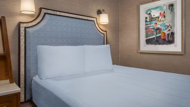 disney-beach-club-resort-orlando-water-view-club-level_751