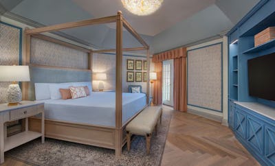 Grand Suite - Club Level