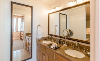 One Bedroom Non-Ocean View Suite