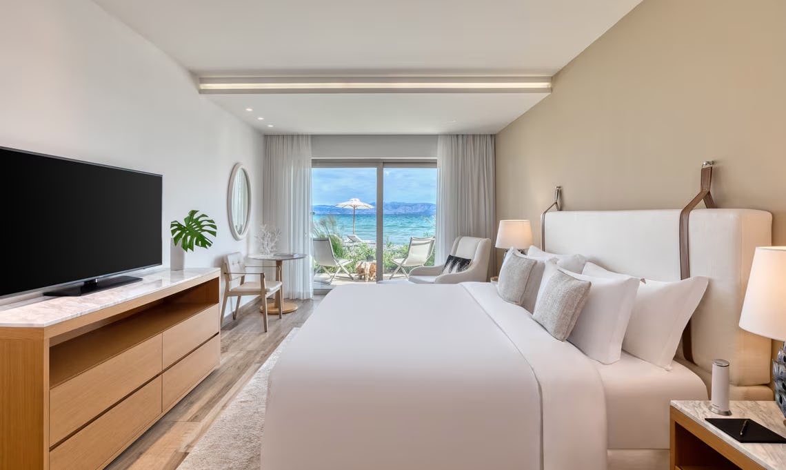 Emerald Suite Beachfront