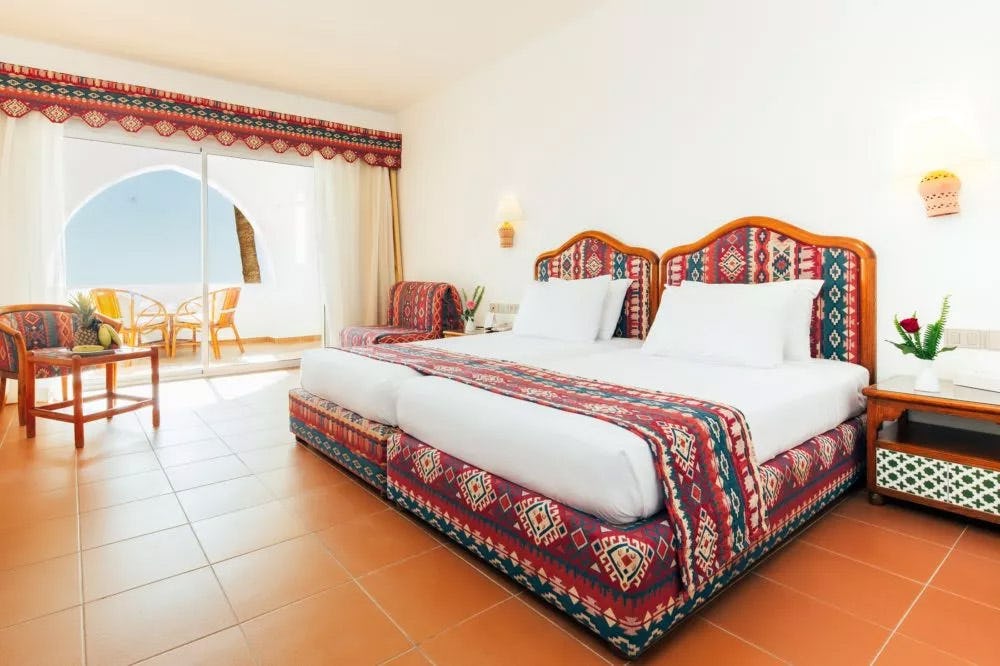 domina-coral-bay-resort-sharm-al-shiekh-bellavista-queen-or-twin-room_13123