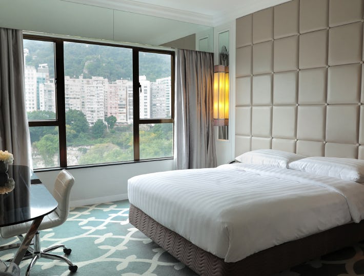 Superior Room with Clear Window