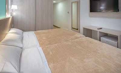 Double room with pool view