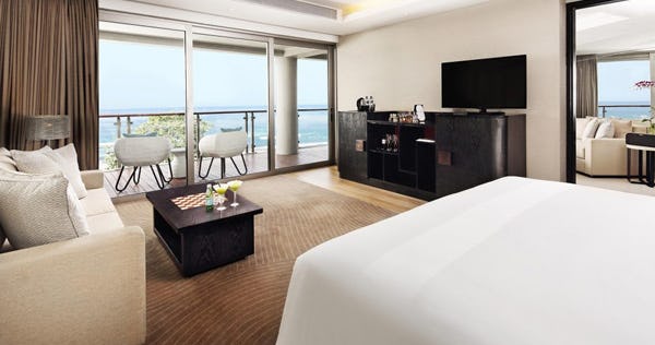 2 Bedroom Deluxe Suite Ocean View