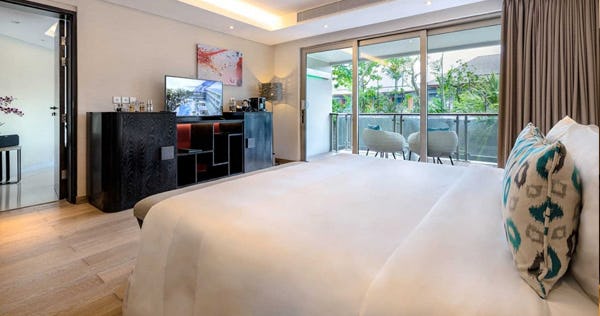 double-six-luxury-hotel-bali-2-bedroom-leisure-suite-02_11317