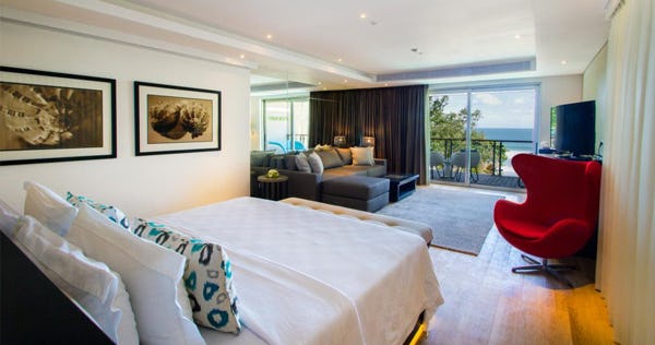 double-six-luxury-hotel-bali-deluxe-suite-ocean-view-02_11317