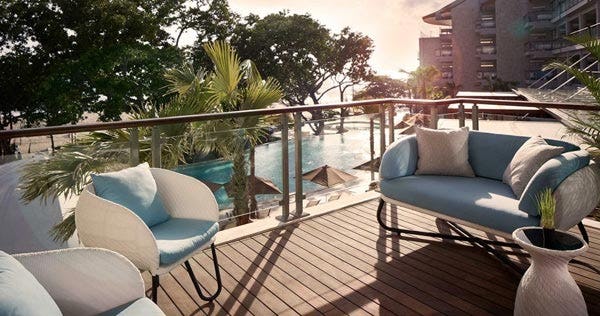 double-six-luxury-hotel-bali-deluxe-suite-ocean-view-04_11317