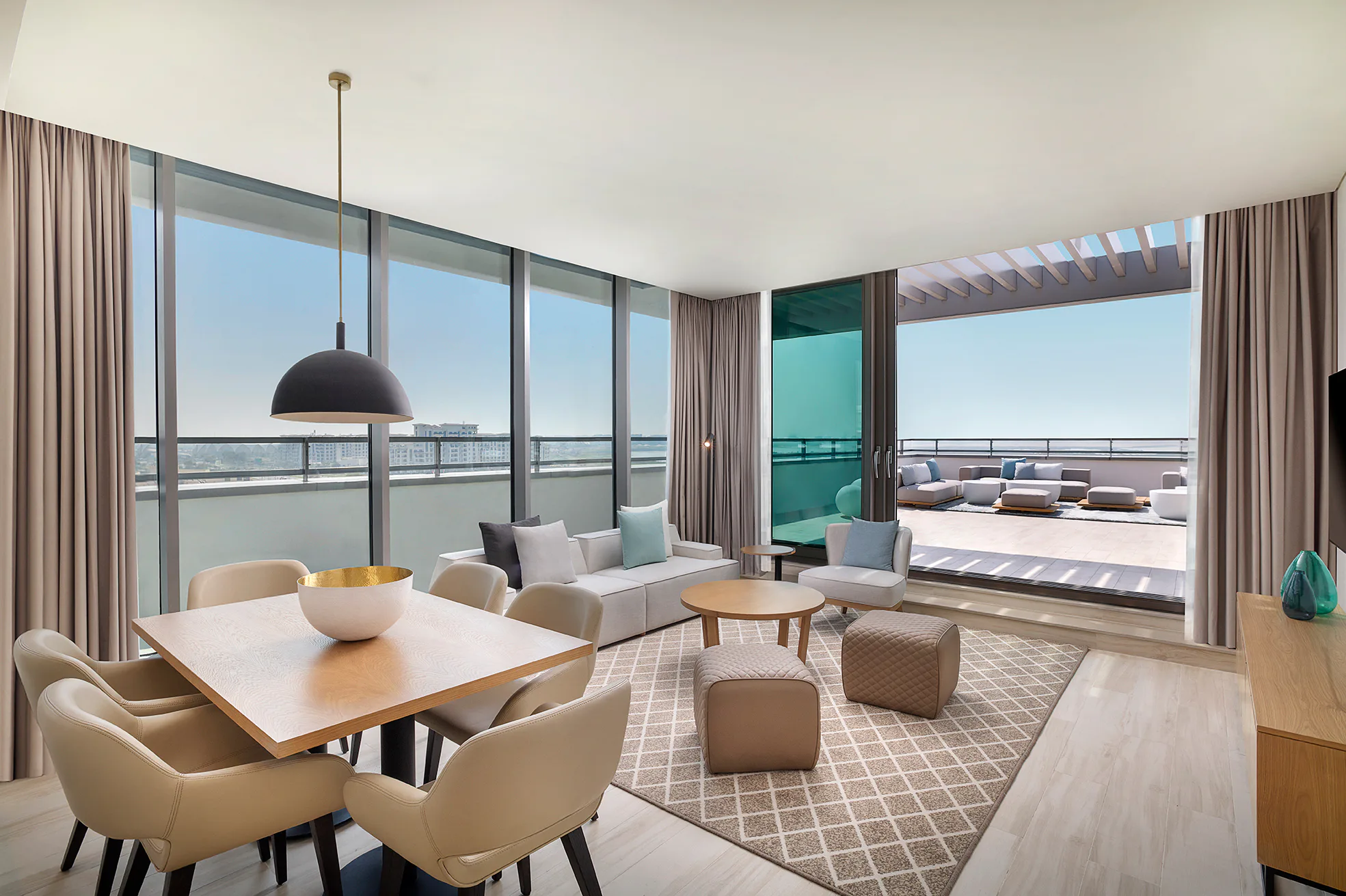 double-tree-by-hilton-abu-dhabi-yas-island-residences-three-bedroom-apartment-with-terrace_11177