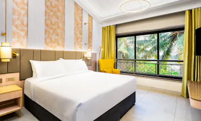 Premium King Bed Suite Room