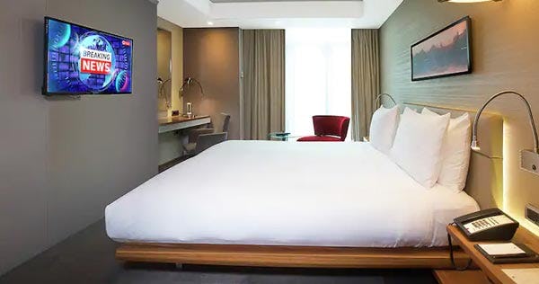 doubletree-by-hilton-istanbul-old-town-king-suite-with-terrace_8094