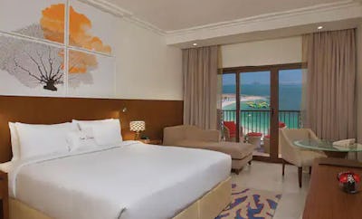 Family Guest Room With Balcony And Sea View