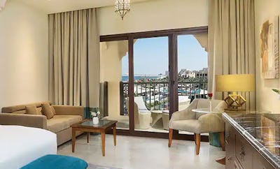 King Deluxe Graden View Room