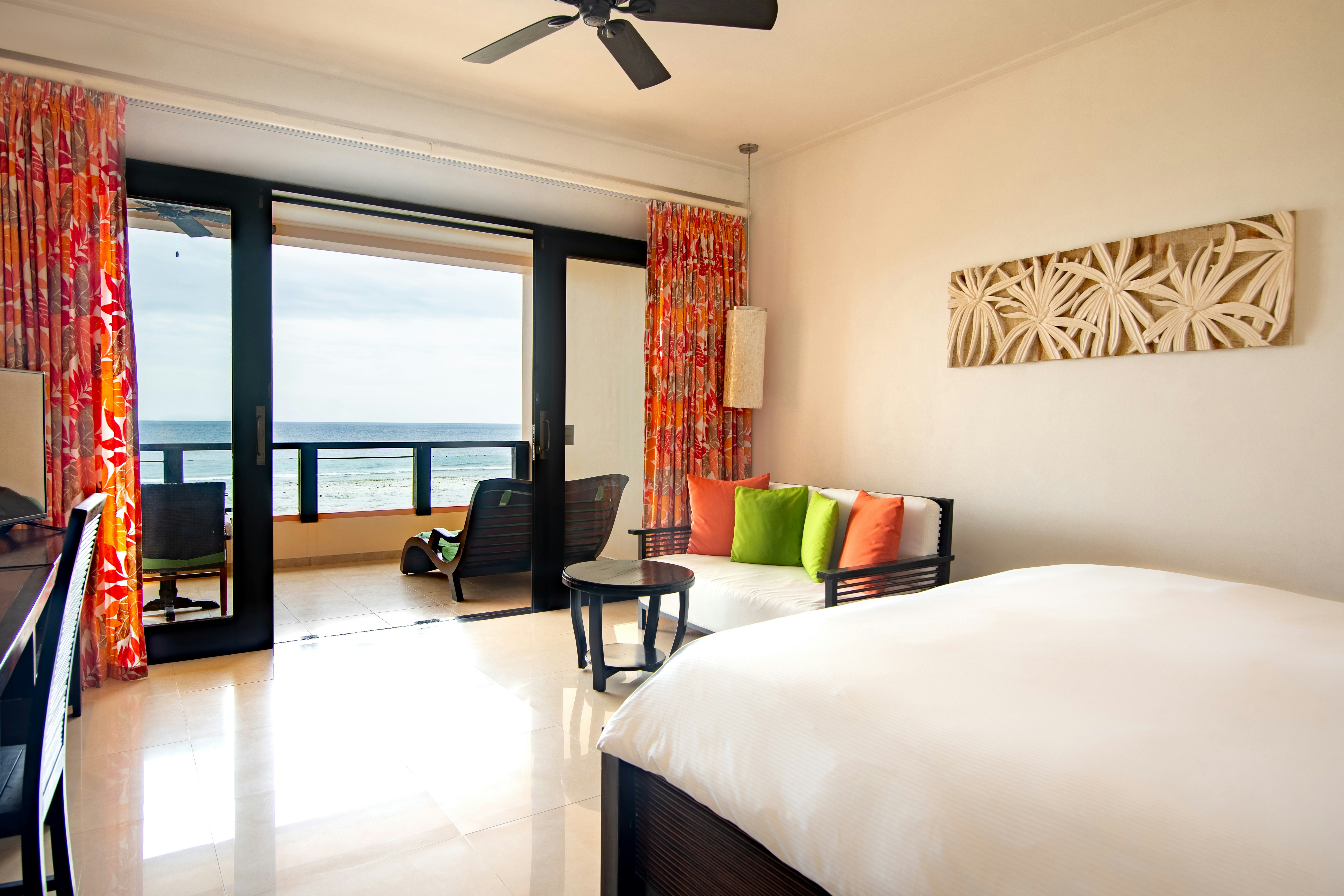 King Grand Deluxe Room with Ocean View