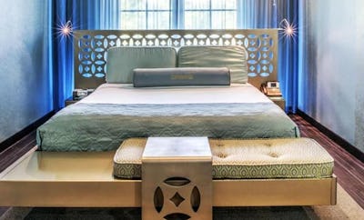 King Bed Deluxe Room