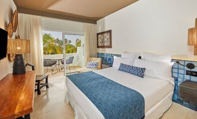 Double Room Pool View