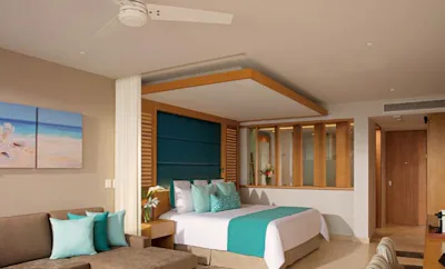 Junior Suite Pool View