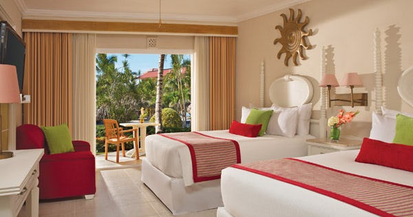 dreams-punta-cana-resort-and-spa-deluxe-tropical-view-family-room-01_7341