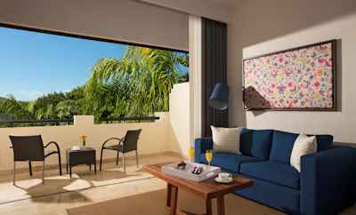 Preferred Club Family Junior Suite Tropical View