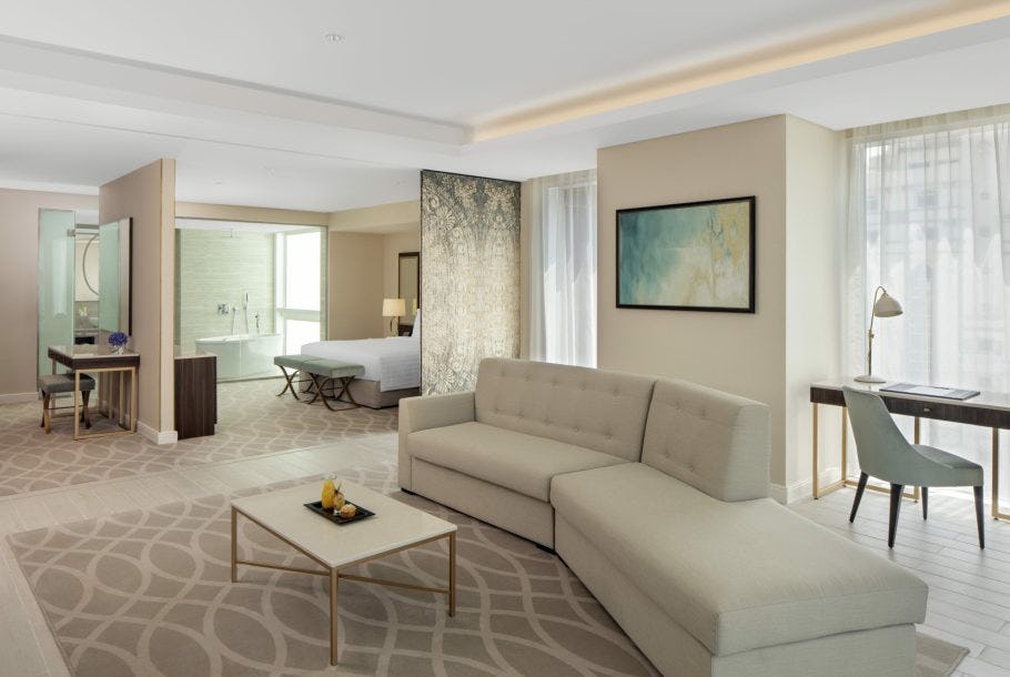 dusit-doha-premier-suite-1-king-01_10859