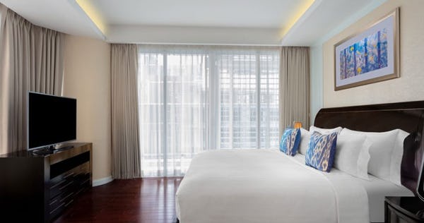 dusit-suites-hotel-ratchadamri-bangkok-two-bedroom-superior-suite-01_11007