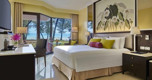 dusit-thani-laguna-phuket-premier-ocean-front-room_175