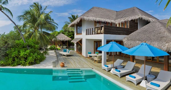 dusit-thani-maldives-three-bedroom-beach-residence-with-pool-01_5064