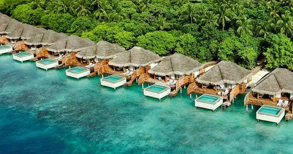 dusit-thani-maldives-water-villa-with-pool-01_5064
