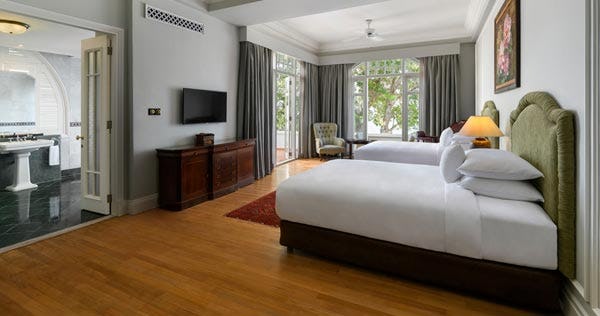 eastern-and-oriental-hotel-penang-writers-suites-02_374