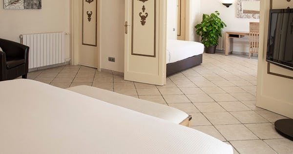 eden-roc-mediterranean-hotel-and-spa-costa-brava-spain-standard-family-room-4-person-01_11378
