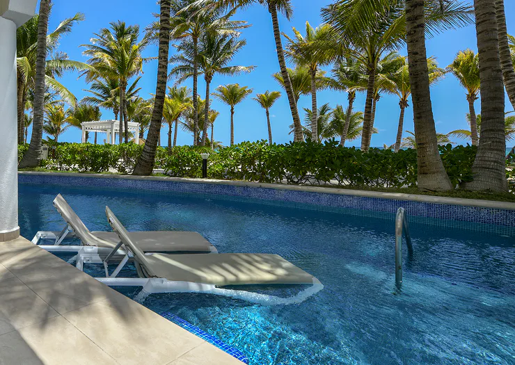 el-dorado-royale-riviera-maya-premier-swim-up-junior-suite_9131