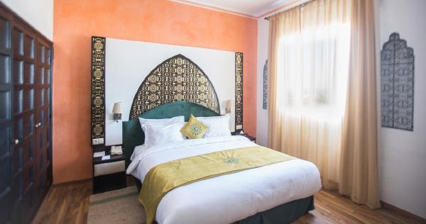 el-minzah-hotel-tangier-morocco-superior-double-or-twin-room-01_11731