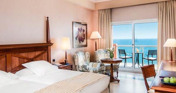 elba-estepona-gran-hotel-and-thalasso-spa-spain-double-deluxe-room-sea-view-01_11443
