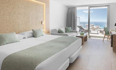 Double Neptuno Priority Location Sea View