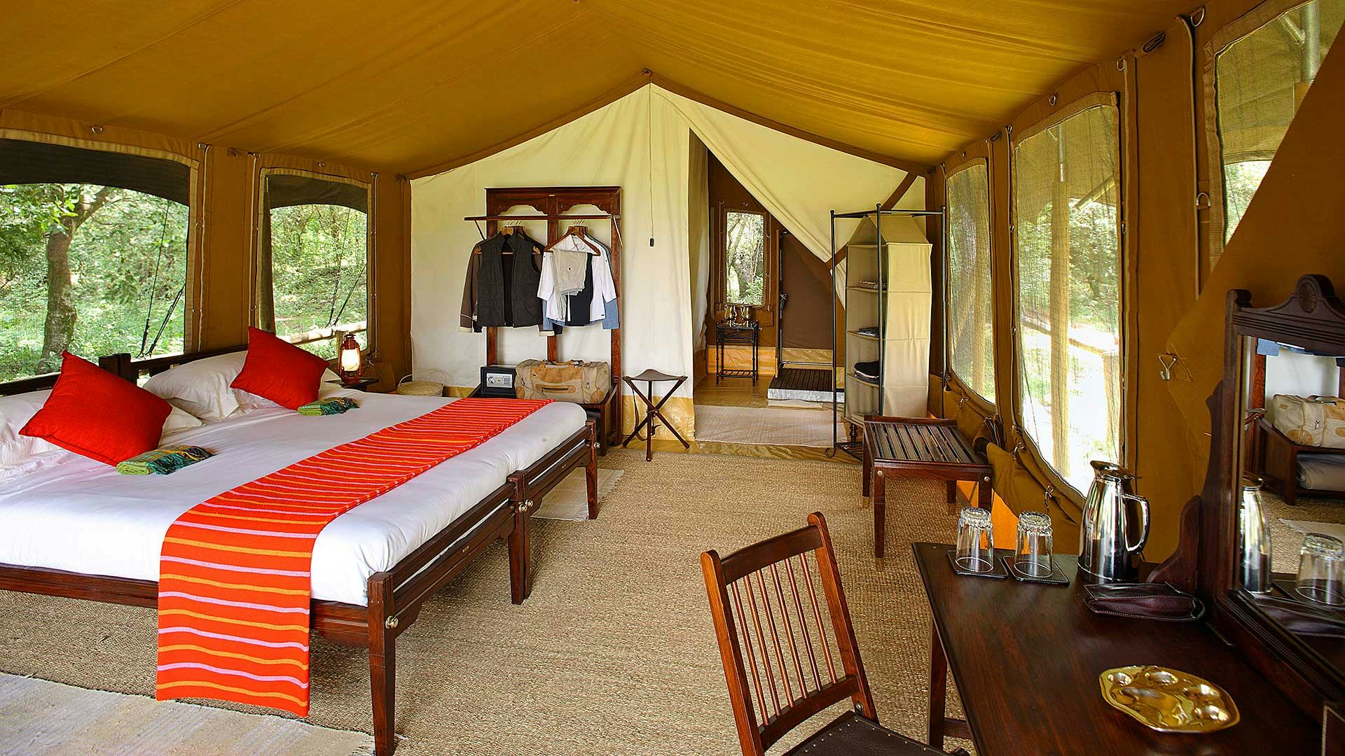 elephant-pepper-camp-masai-mara-safari-tent-02_9994