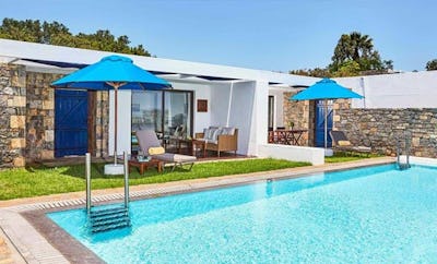 Classic Bungalows Sea View with Shared Pool