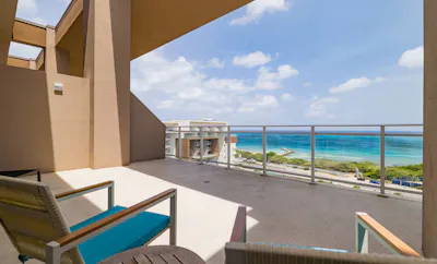Oceanview 2 Queen 1 Bdrm Suite- Large Balcony