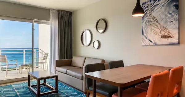 Oceanview 2 Queen Beds 1 Bedroom Suite