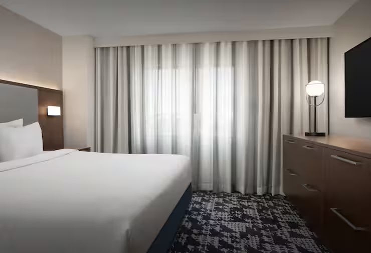 2 ROOM CORNER PREMIUM SUITE-1 KING BED