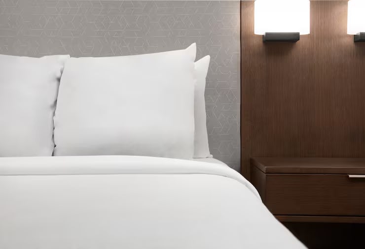 2 ROOM SUITE-PURE WELLNESS-1 KING BED