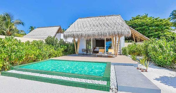 emerald-maldives-resort-and-spa-beach-villas-with-pool-01_10694