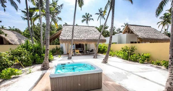emerald-maldives-resort-and-spa-jacuzzi-beach-villas-02_10694