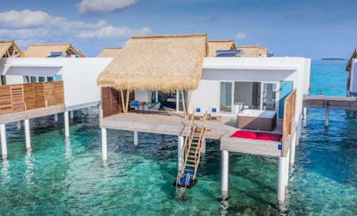 Jacuzzi Water Villas